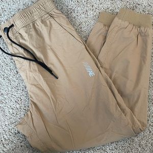 American Eagle Mens Khaki Joggers Size Med.